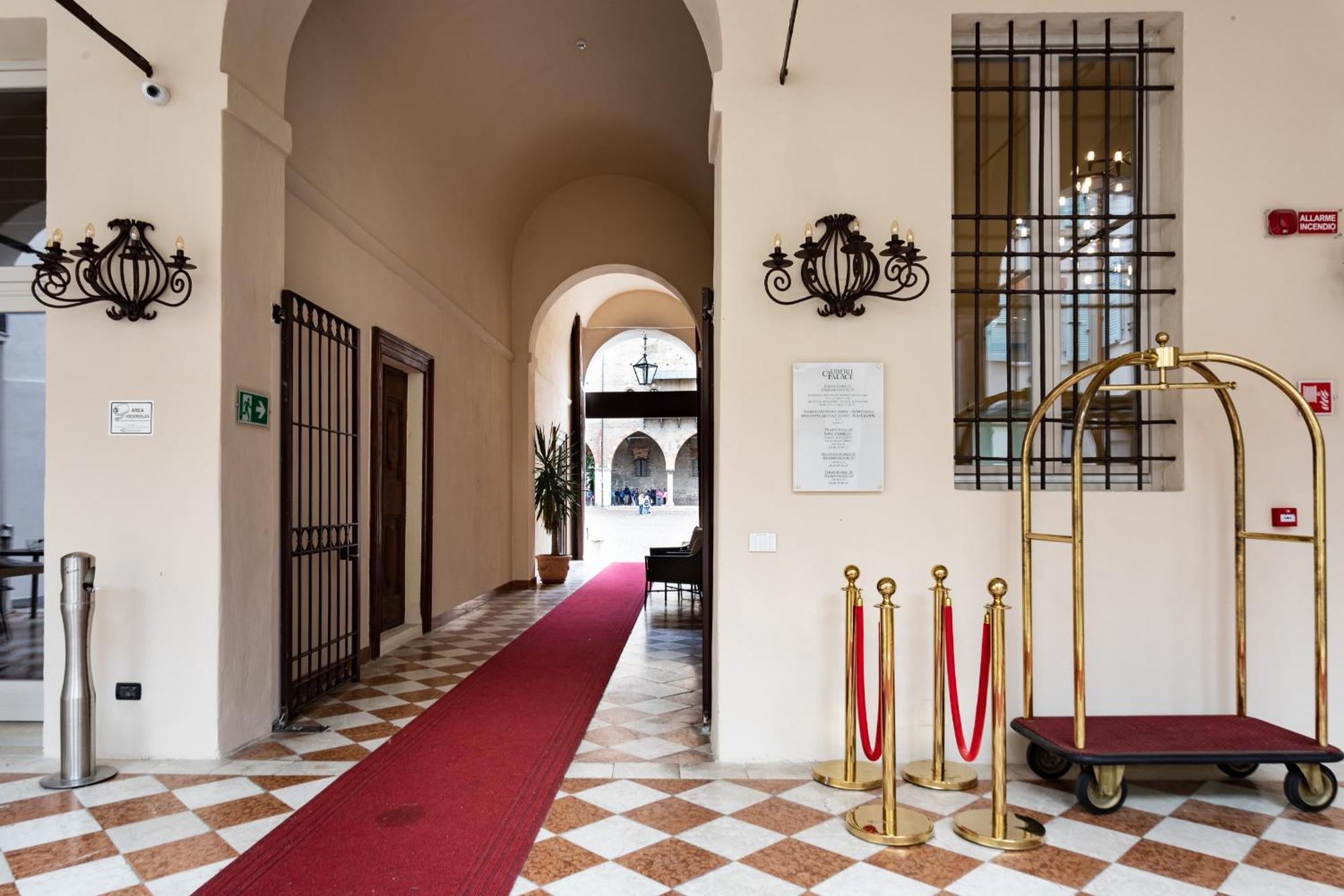 Bonacolsi Collection Hotel Mantova Exterior photo
